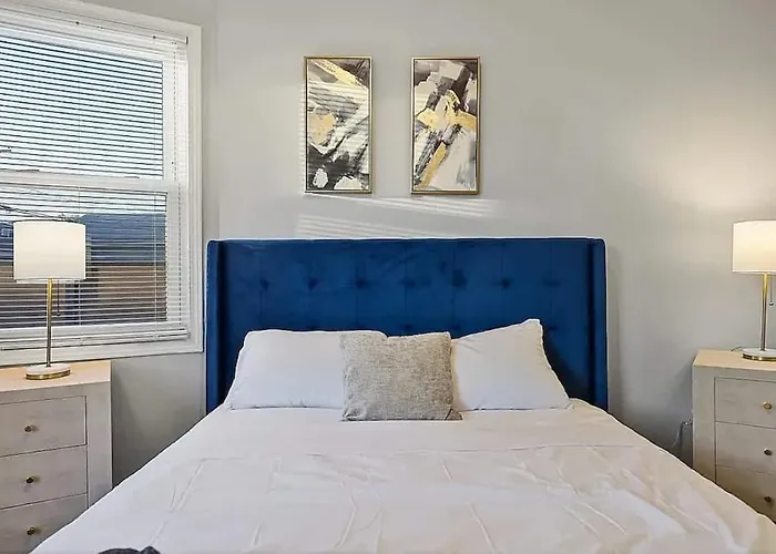Modern 4bd 2ba Family Hébergement de vacances *