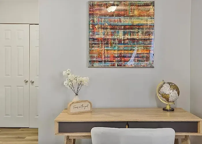 Modern 4bd 2ba Family Hébergement de vacances Bensenville